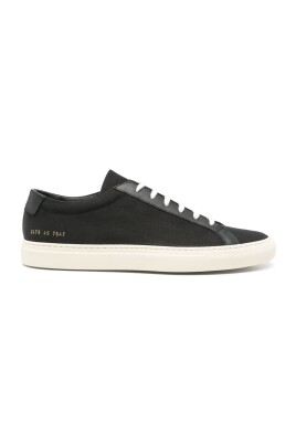 baskets-noires-a-lacets-bout-amande