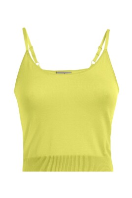 sleeveless-tops