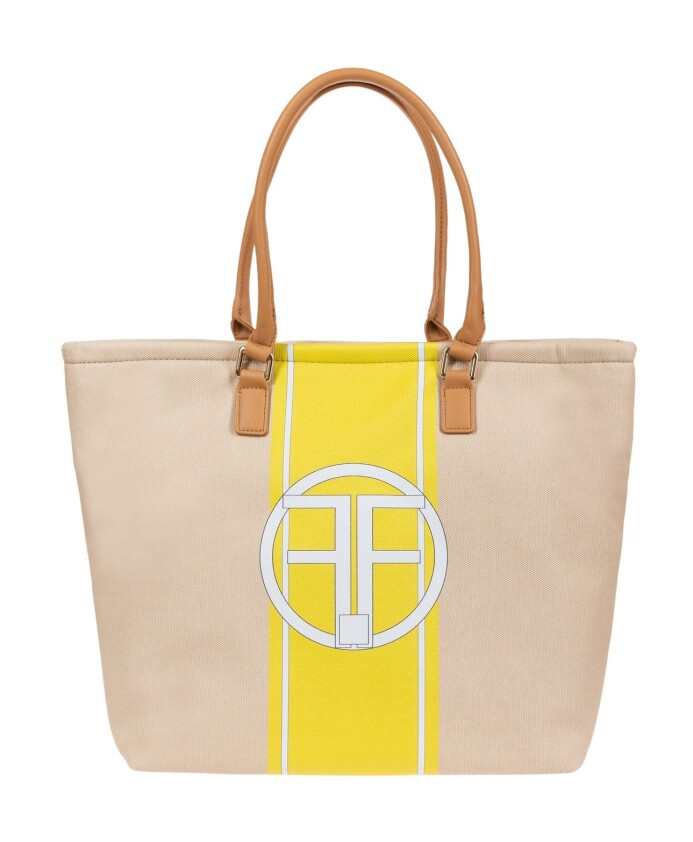 colorful-tote-bag-with-metal-details