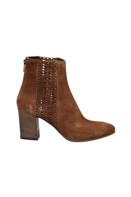 bottine-en-daim-marron