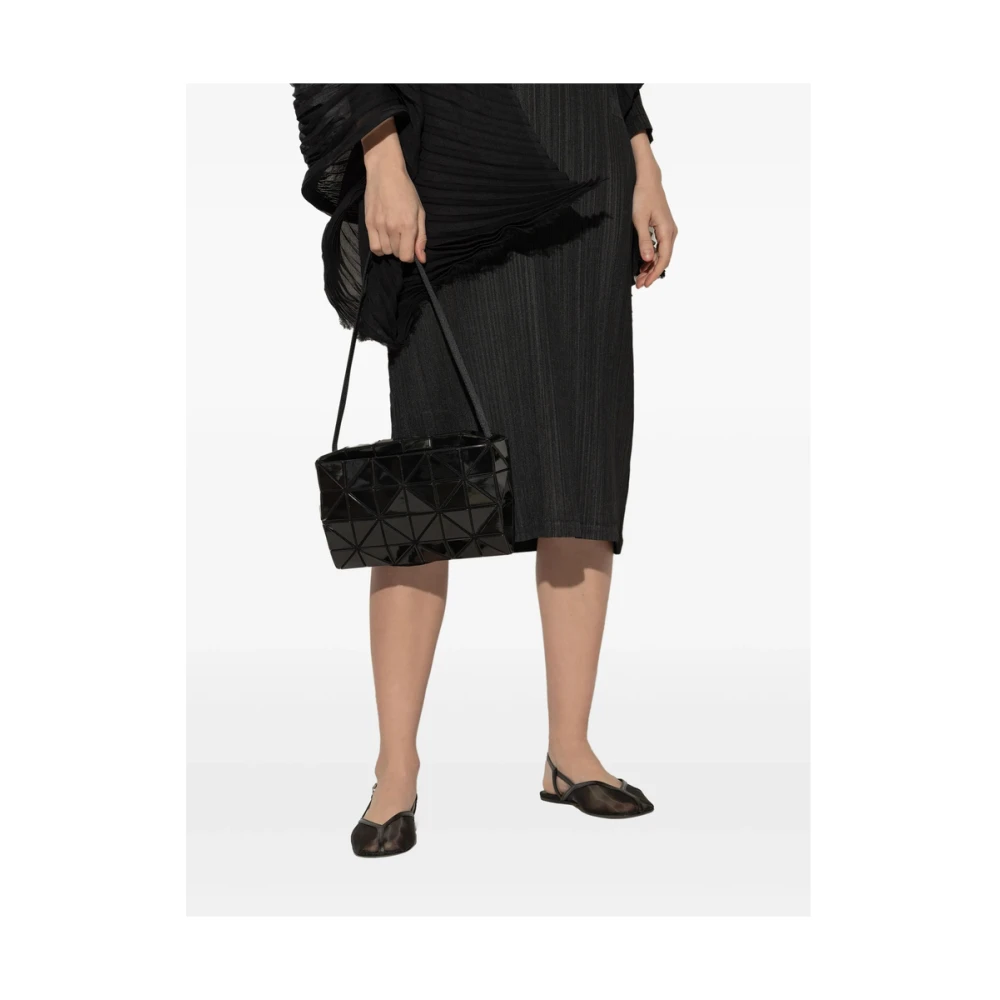 Issey Miyake Zwarte Schoudertas met Ritssluiting Black Dames