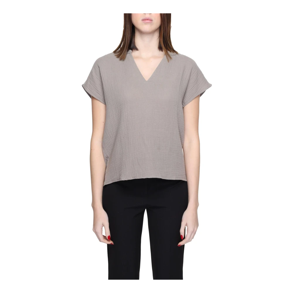 Jacqueline De Yong Women's Grey V-Neck Cotton Blouse