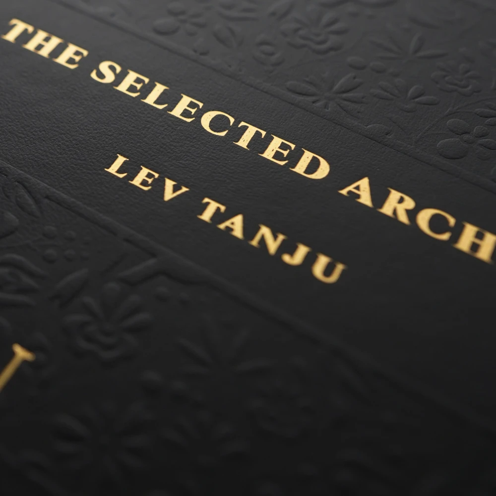 Palace Geselecteerd Archiefboek door Lev Tanju Black Unisex