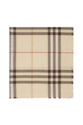 echarpe-en-laine-a-motif-a-carreaux-et-bords-effiloches