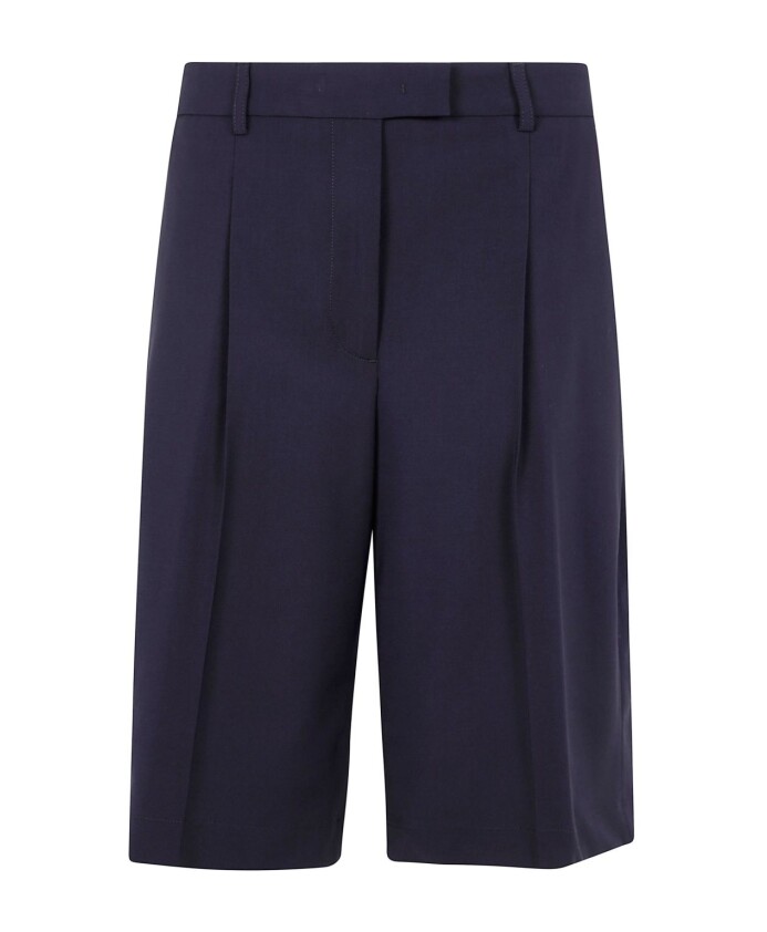 blue-shorts-with-belt-loops