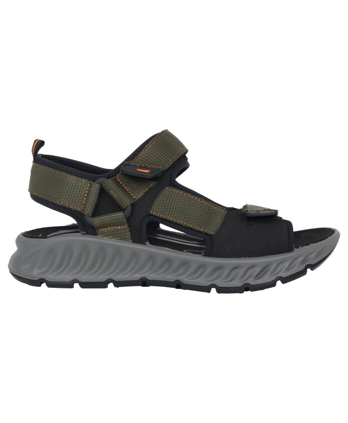 collection-de-sandales-pour-hommes-vertes
