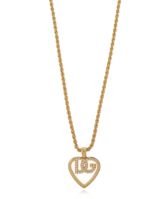 collier-avec-pendentif