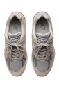 grijze-lifestyle-sneakers-varkensleer-mesh-unisex