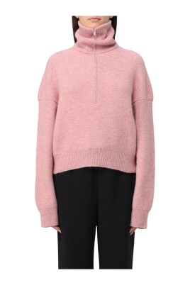 pink-mock-neck-sweater-strikvarer