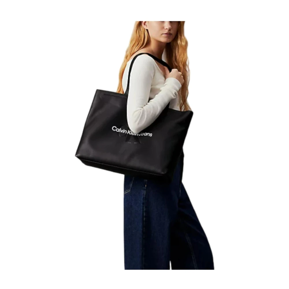 Calvin Klein Sculpted Slim Schoudertas Black Dames