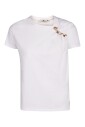 decorative-brooch-viscose-t-shirt