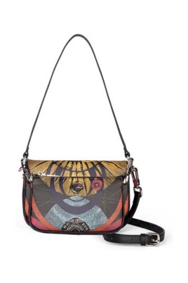 black-shoppers-bag