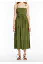robe-midi-en-jersey-vert-avec-bretelles