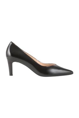 Elegant Boulevard Pumps