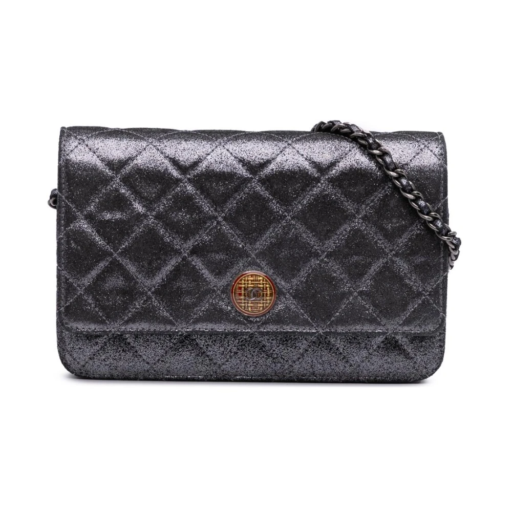 Chanel Vintage Women's Gray Pre-Owned Quilted Flap Clutch With Chain Accent Evening Bag