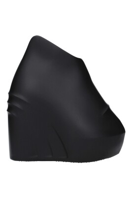 black-rubber-wedge-shoes