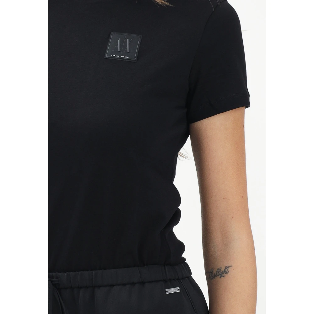 Armani Exchange Zwarte T-shirt met minimalistisch ontwerp Black Dames