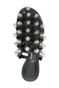 sandales-plates-noires-en-cuir-avec-clous
