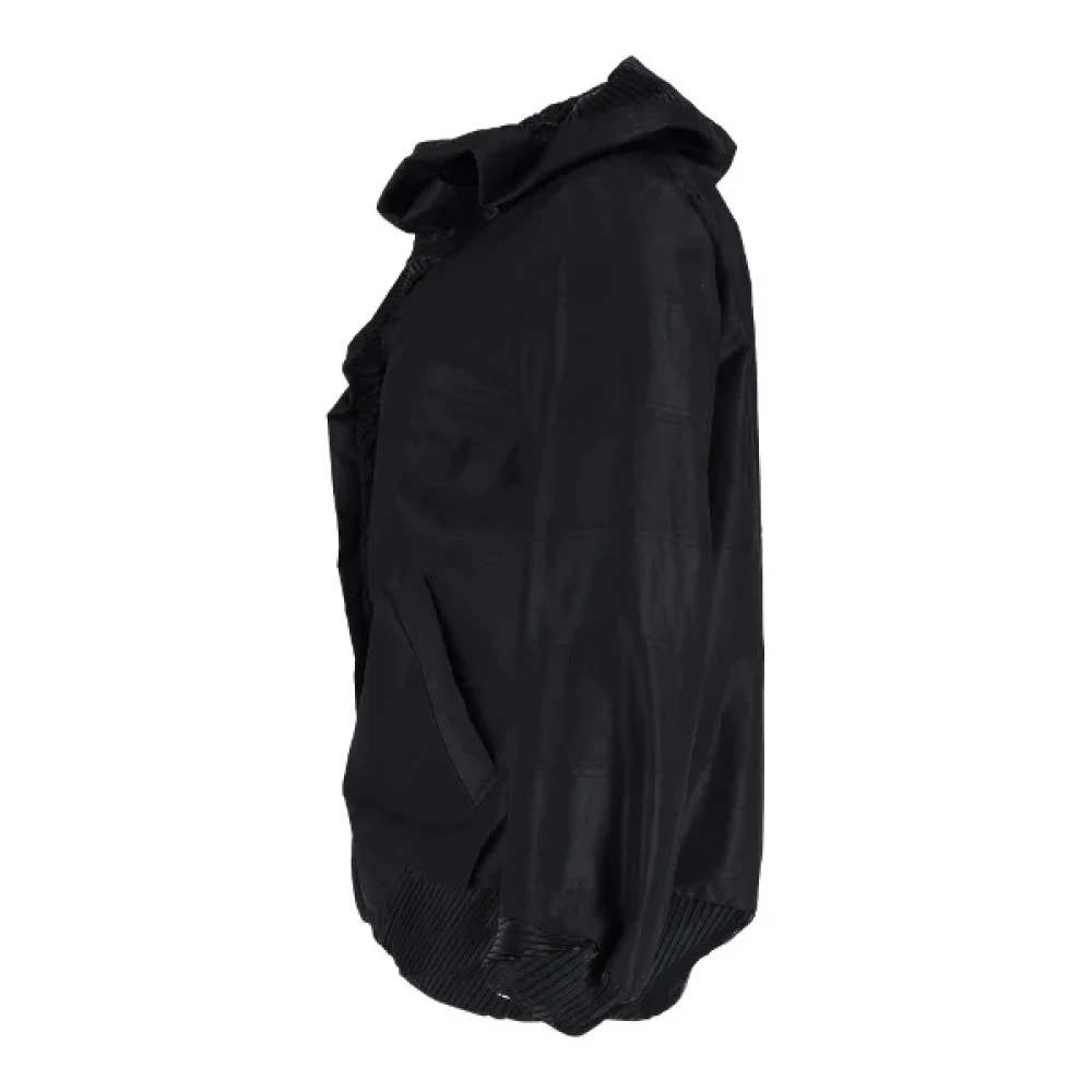 Issey Miyake Pre-owned Silk outerwear Black Dames