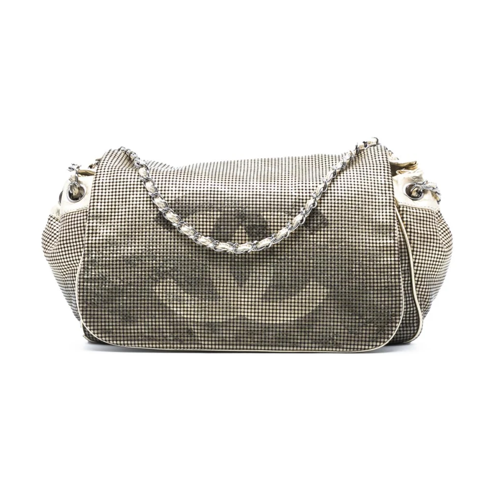Chanel Vintage Women's Yellow Pre-Owned Shoulder Bag With Chain