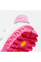 baskets-blanches-retro-inspirees-multicolores-a-lacets