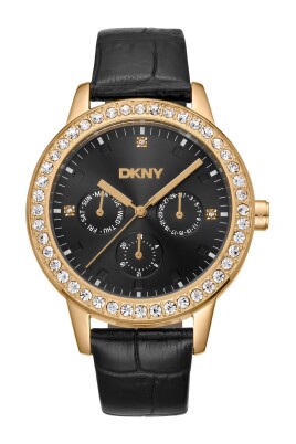 elegant-chronograph-watch-with-leather-strap