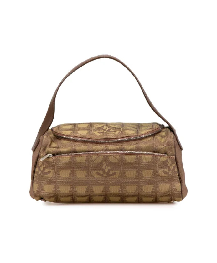 pre-owned-nylon-sacs-chanel