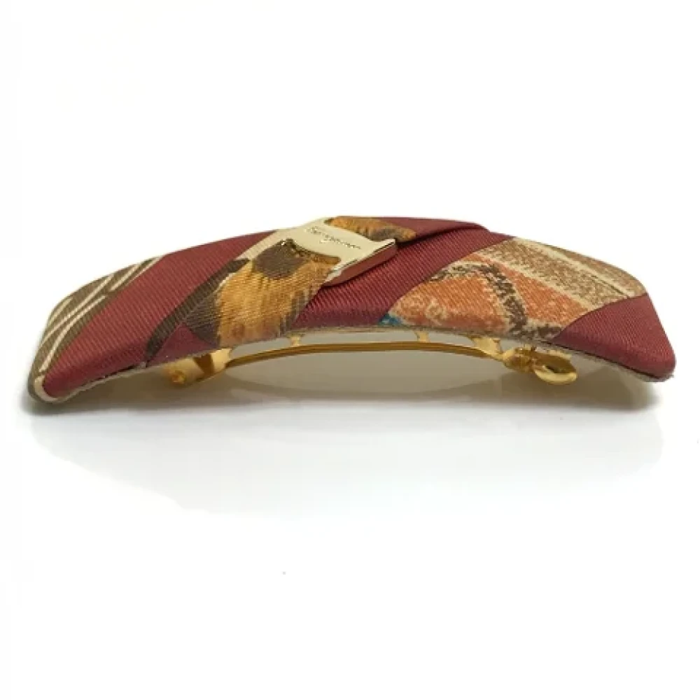 Salvatore Ferragamo Pre-owned Fabric hair-accessories Red Dames