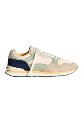 sneaker-retro-en-materiaux-colores