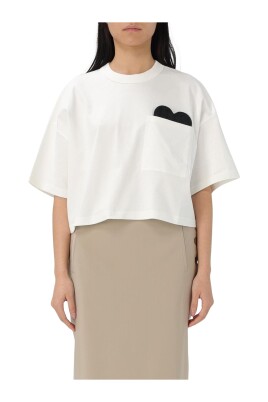 t-shirt-poche-coeur