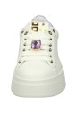lage-sneakers