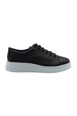 runner-up-leather-sneakers-lightweight