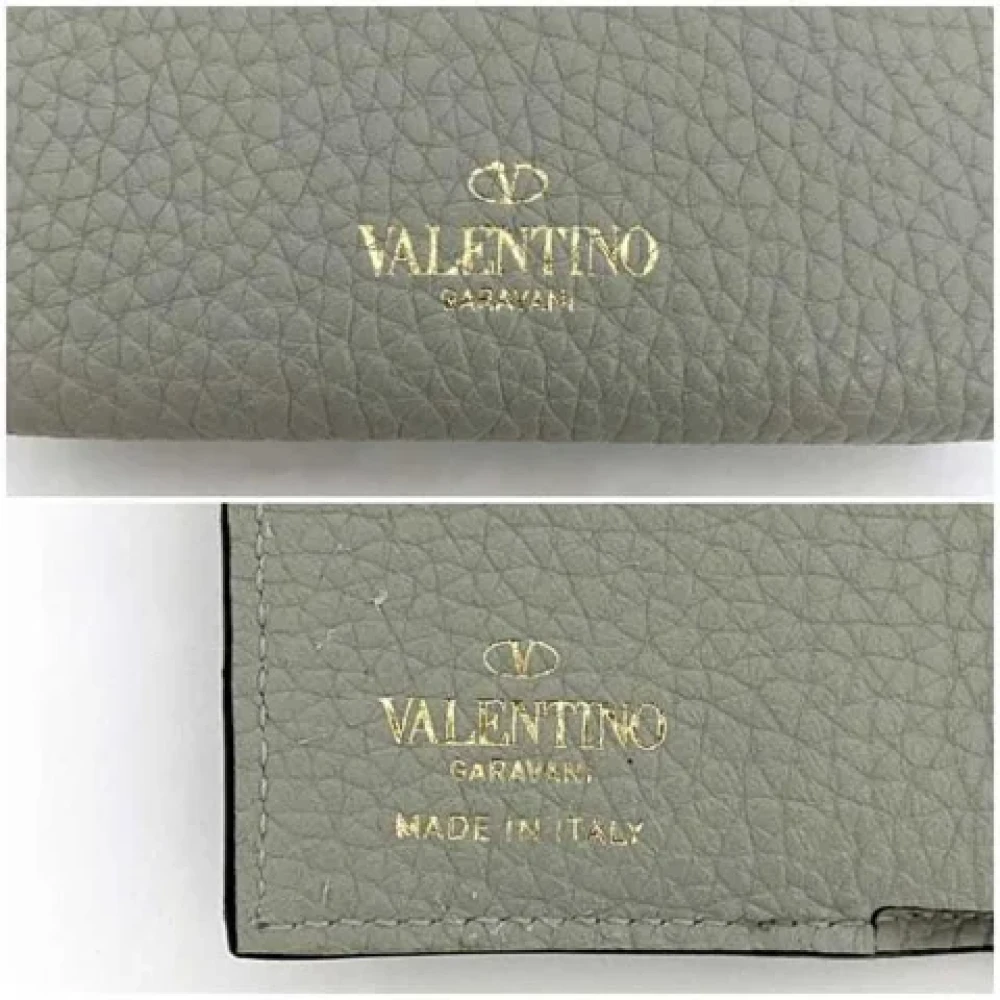 Valentino Vintage Pre-owned Leather wallets Gray Dames