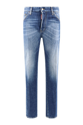 blue-jeans-with-button-closure