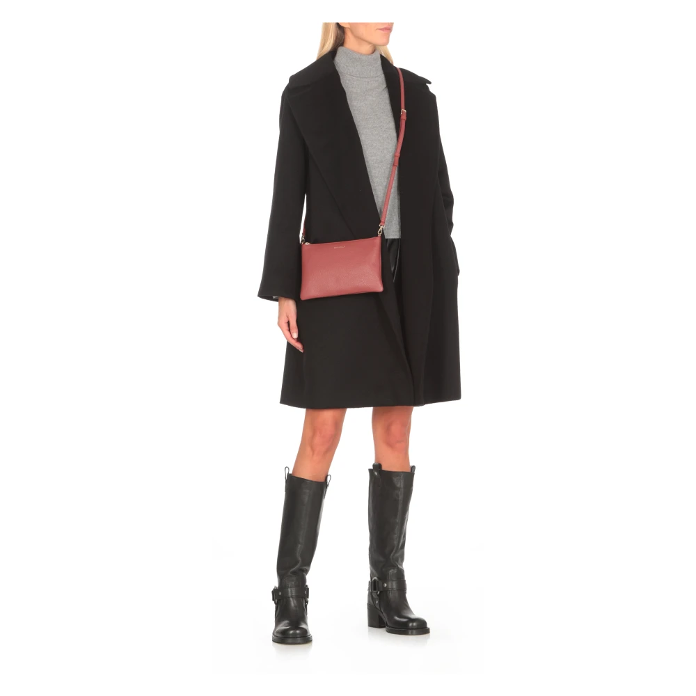 Coccinelle Bordeaux Schoudertas van geperst leer Red Dames