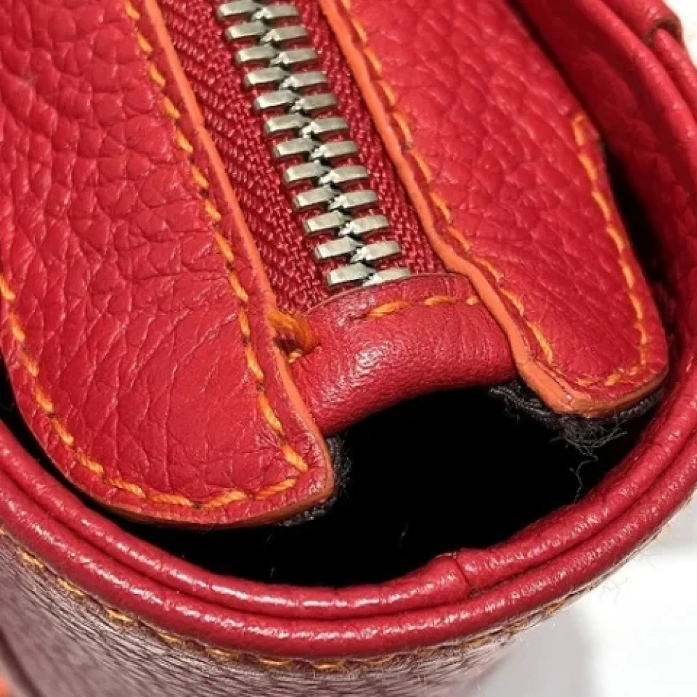 Loewe Pre-owned Leather handbags Red Dames