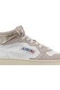 baskets-a-lacets-en-cuir