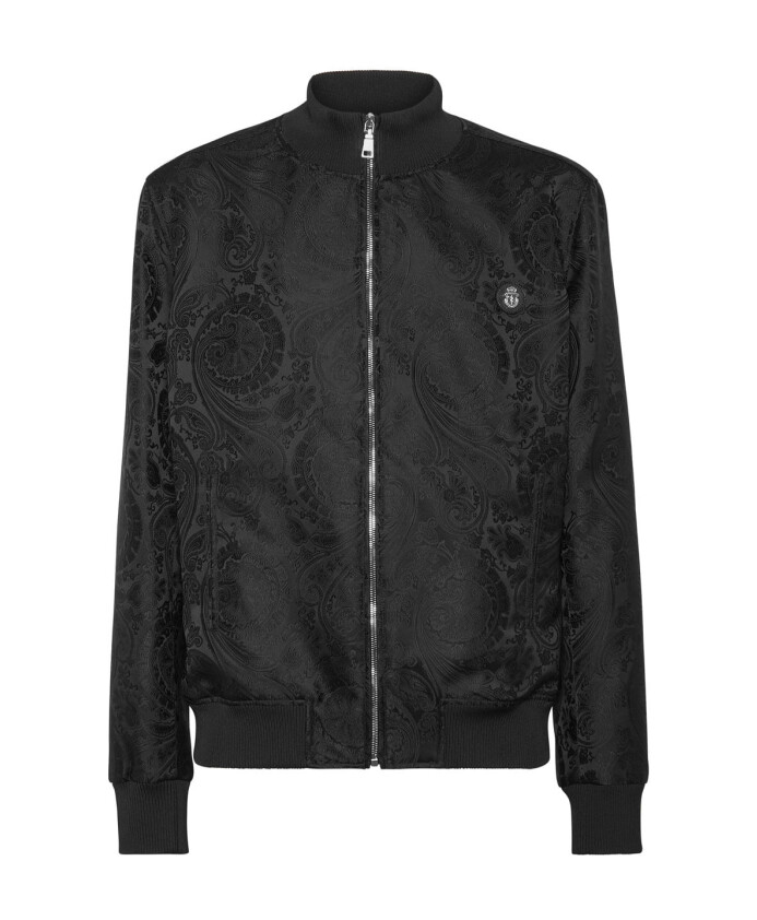 veste-elegante-avec-design-unique