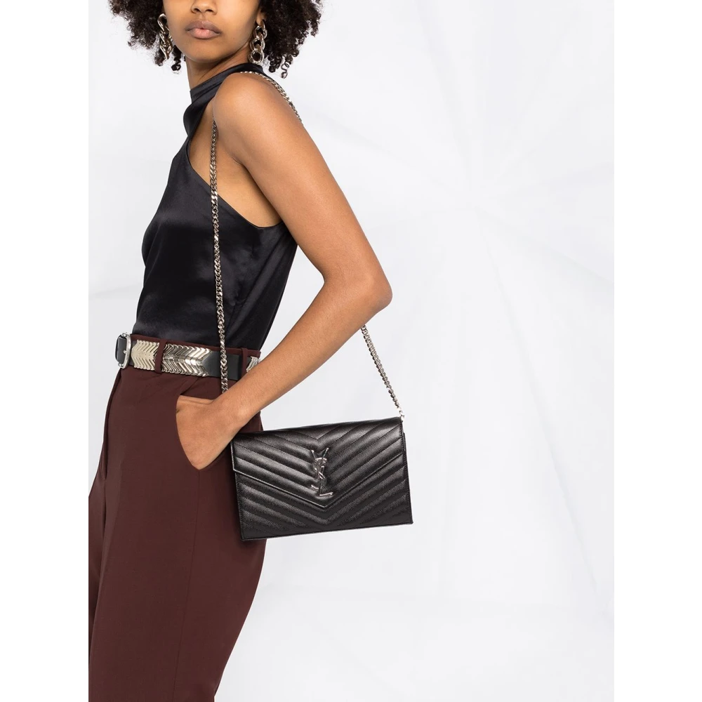 Saint Laurent Zwarte leren schoudertas met metalen initialen Black Dames