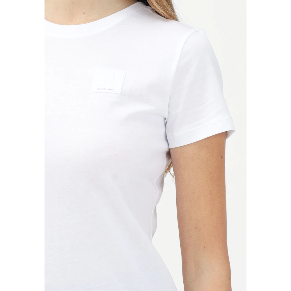 Armani Exchange Witte korte mouw T-shirt voor vrouwen White Dames