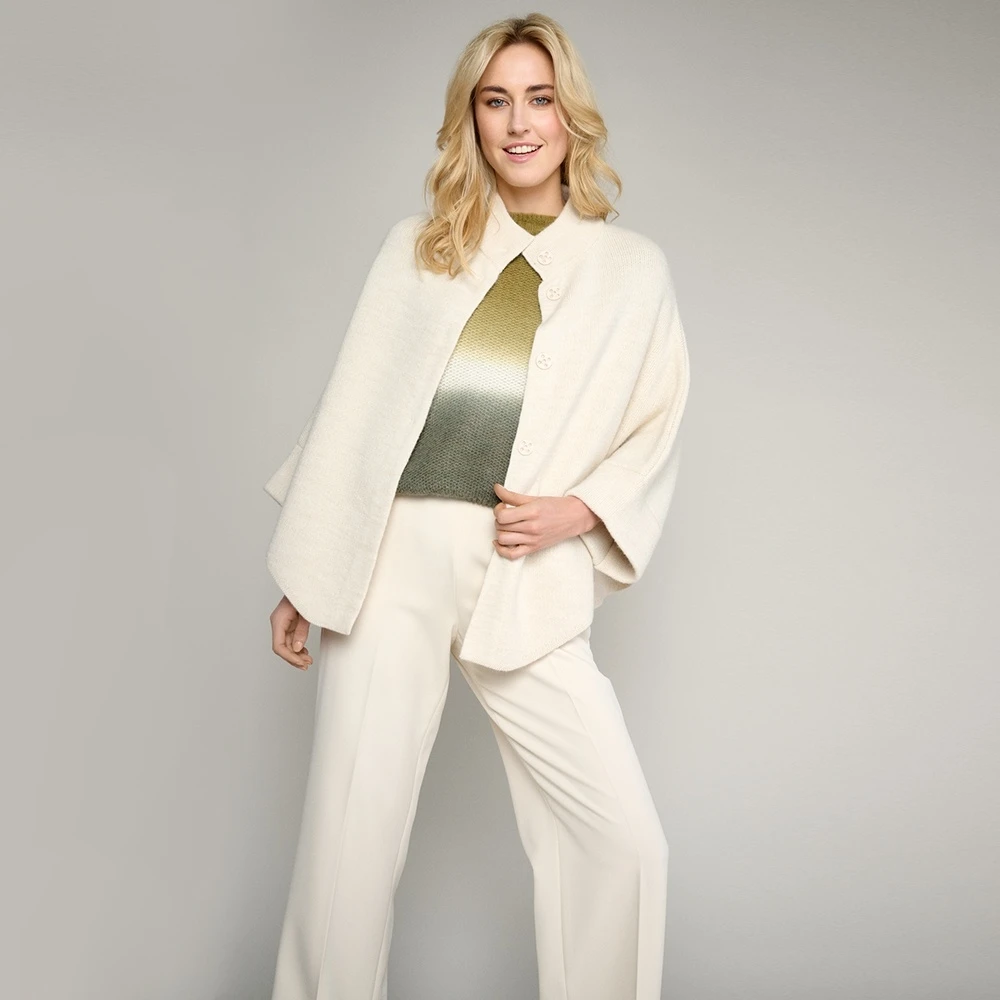 Marie Méro Ecru Geknoopte Cape voor Herfststijl White Dames