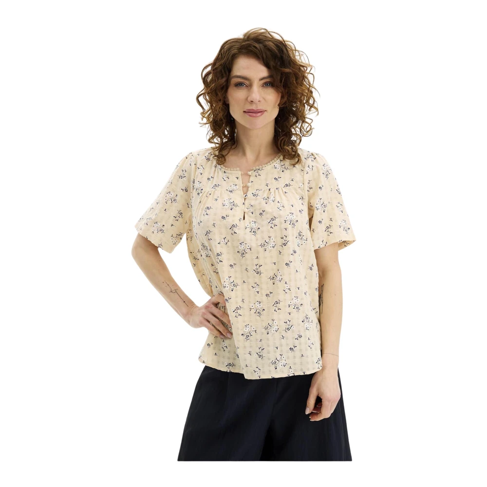 Blouses & Shirts > Blouses - - IN Front - Modalova