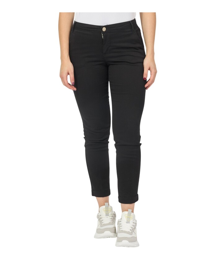 zwarte-carrot-mom-fit-broek