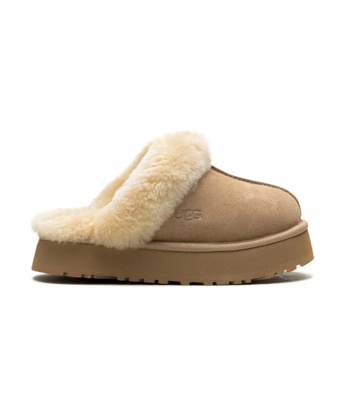beige-slip-on-shearling-shoes