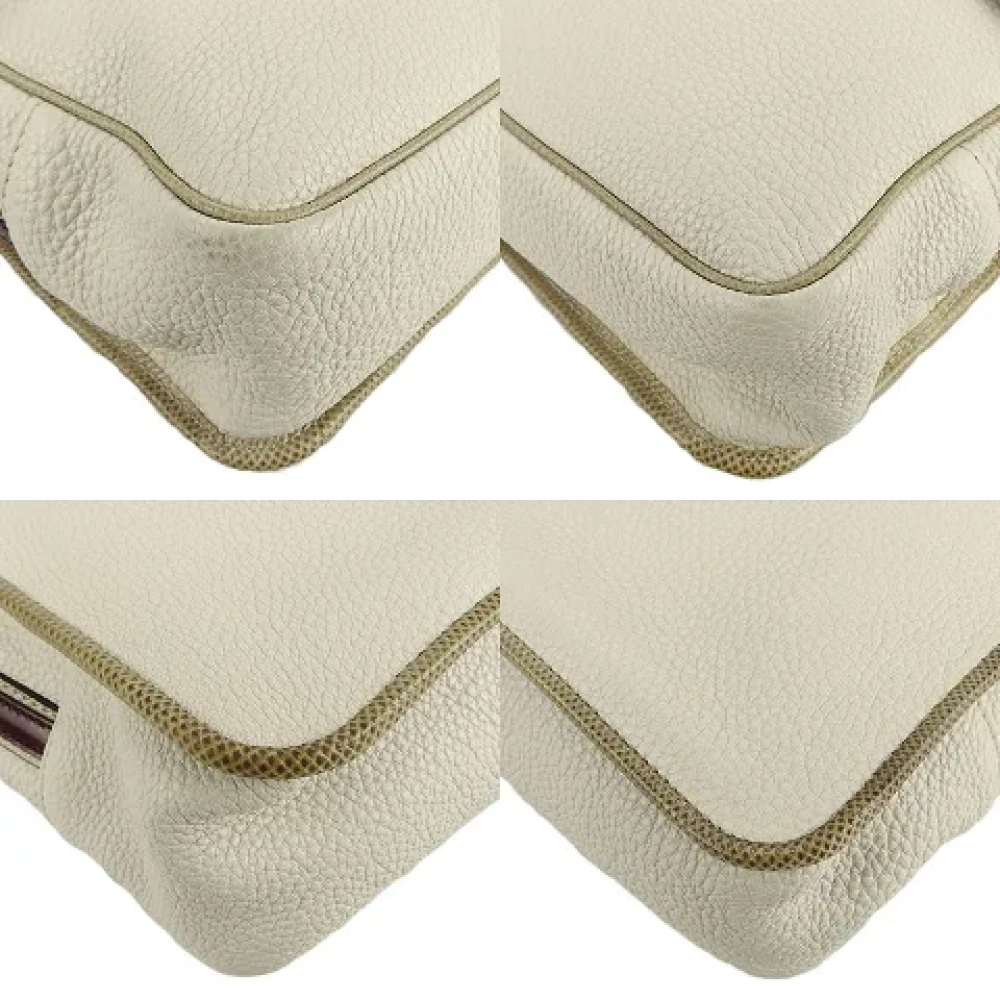 Loewe Pre-owned Leather shoulder-bags White Dames