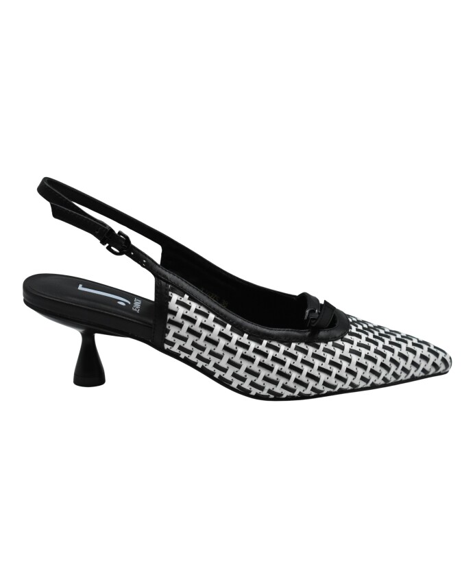black-lace-up-shoes-for-women