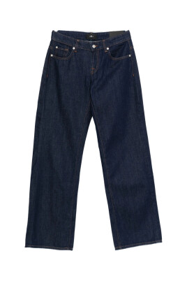 dark-blue-cotton-jeans-styling