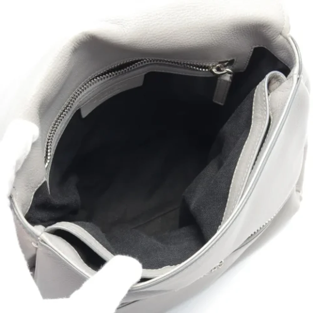Givenchy Pre-owned Leather handbags Gray Dames