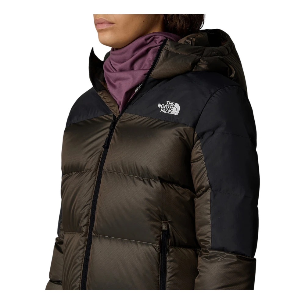 The North Face Gewatteerde jas met capuchon en gerecyclede isolatie Brown Dames
