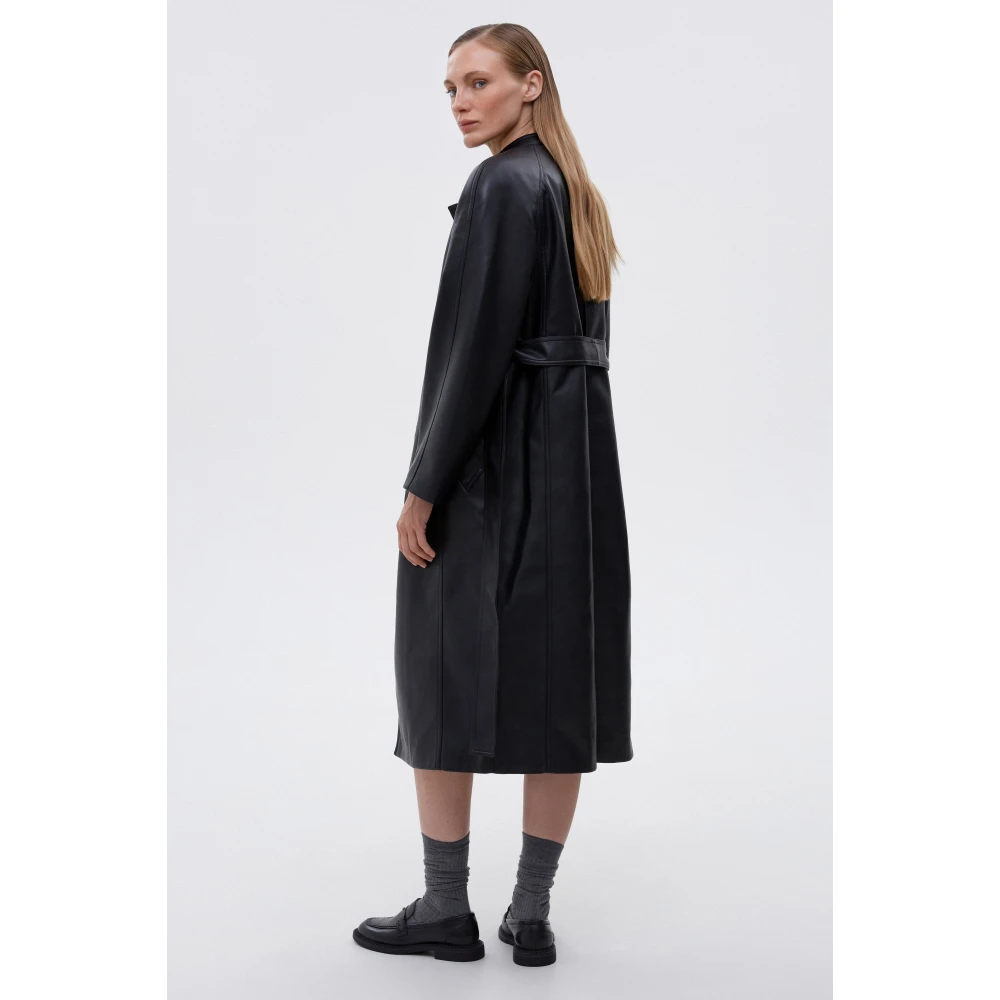 Estro Lange imitatieleren jas voor dames in het zwart Black Dames